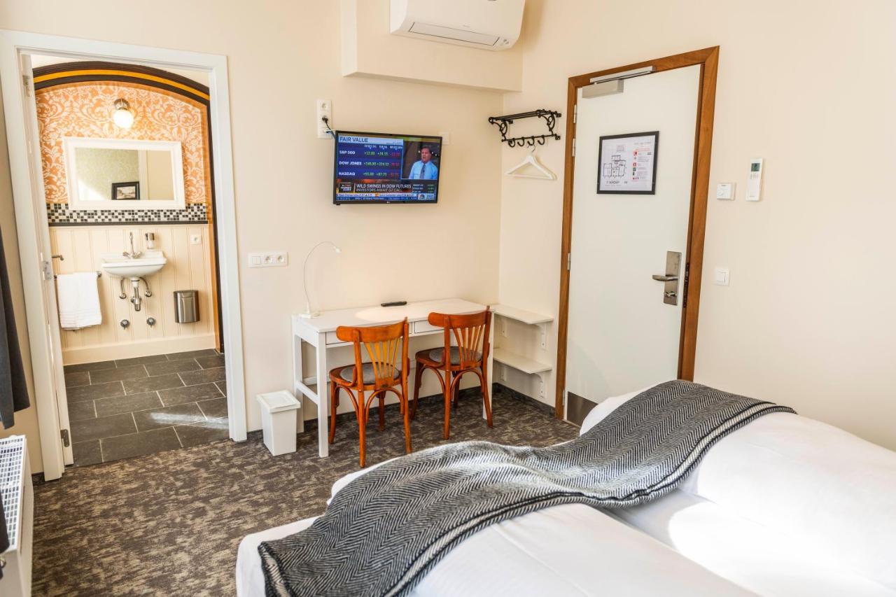 Duke Of Ghent Hotel Bagian luar foto